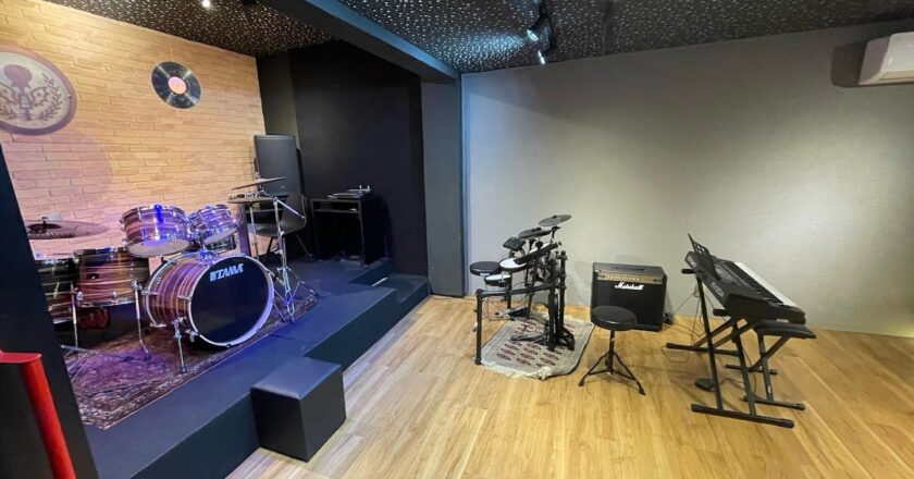 School of Rock Granja Viana e Made in Brazil realizam evento gratuito na região