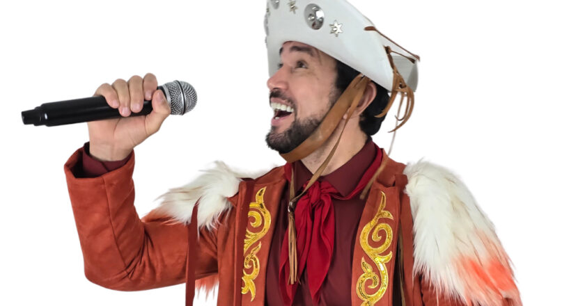 Reginaldo Sama se apresenta no Arena Show SP neste domingo (14)