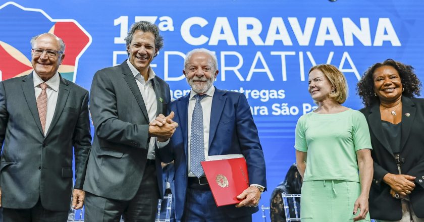 Lula envia mensagem a Tarcísio antes de anunciar pré-candidatura de Haddad em São Paulo