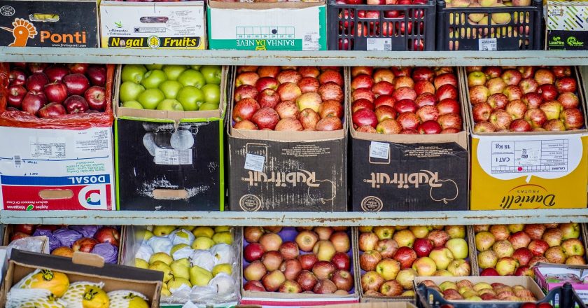 Preços das frutas preferidas pelos brasileiros caem; confira as melhores ofertas