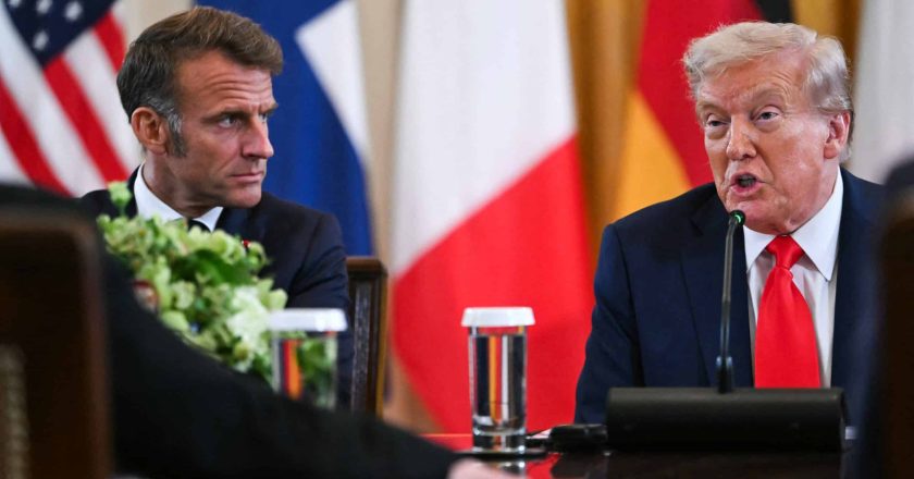 Trump zomba de Macron durante encontro íntimo e líder francês responde com firmeza