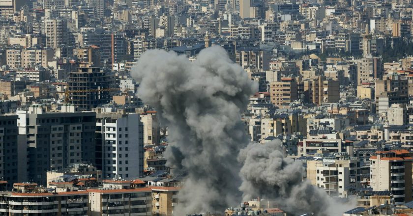 Irã promete retaliar com ataques ‘devastadores’ a ameaças de Trump contra EUA e Israel