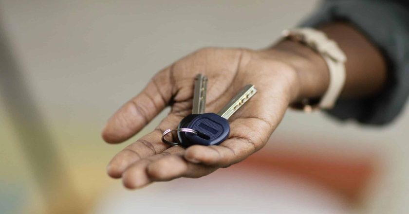Seis carros acessíveis com manutenção simples para quem fatura até R$ 1.621 mensais