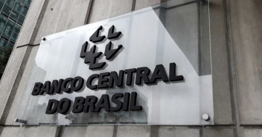 Banco Central reduz taxa Selic em mais um corte, agora a 14,25%