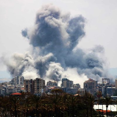 Irã refuta pacto com os EUA e adverte Israel sobre sérias repercussões em caso de ofensiva ao Líbano
