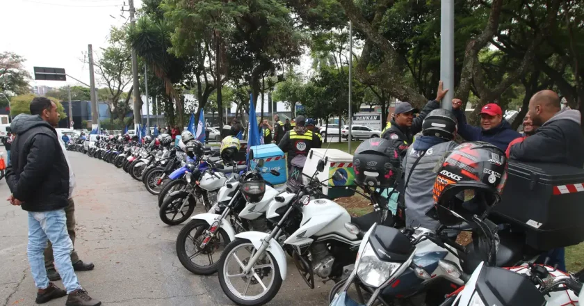 Motos econômicas até R$ 10 mil: 5 opções que se destacam no segmento de usados