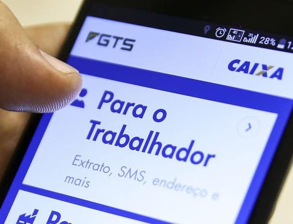 Trabalhadores podem receber mais de R$ 14 bilhões do FGTS; descubra se você é elegível
