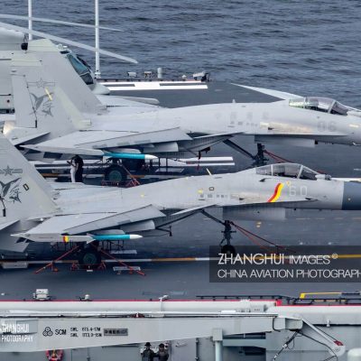 Caça embarcado da China alia alcance extenso à notável capacidade de armamento antinavio