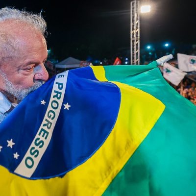 Novo livro de Paulo Henrique Arantes analisa o Brasil de Lula sob a perspectiva da era Trump