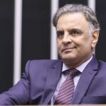 Aécio Neves recua e não concorre à Presidência da República
