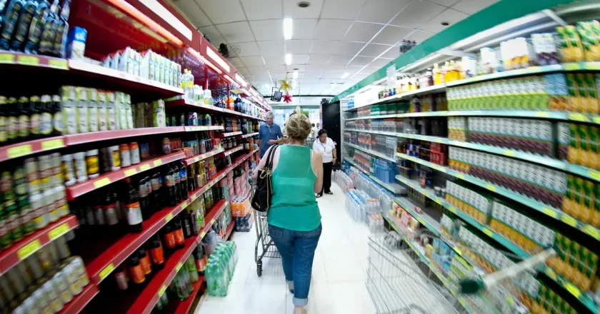 Anvisa veta venda de bebidas energéticas e água mineral sem certificação de segurança sanitária