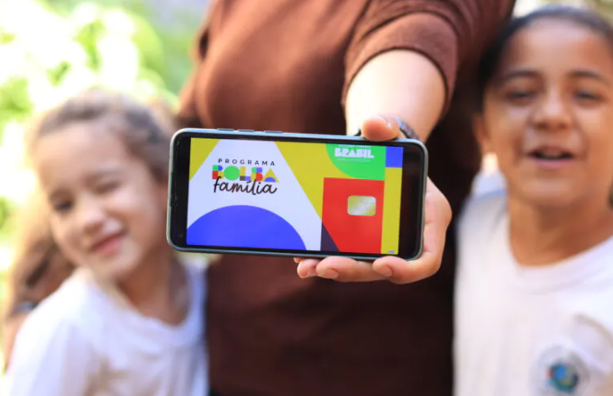 Nova parcela do Bolsa Família será disponibilizada nesta quinta-feira (20); confira o cronograma
