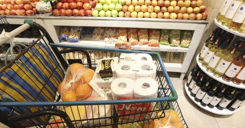 Deflação no Brasil: Alimentos com preços em queda segundo o IPCA 15 do IBGE