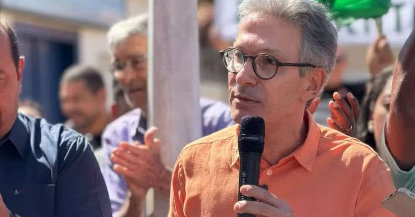 Motoboy revela que Zema distribuiu R$ 200 a simpatizantes durante evento crítico à CLT