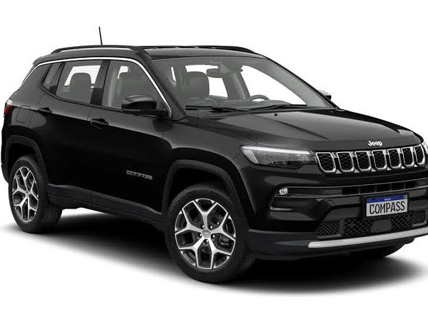 Economize até R$ 53 mil: Jeep Compass disponível por menos de R$ 150 mil