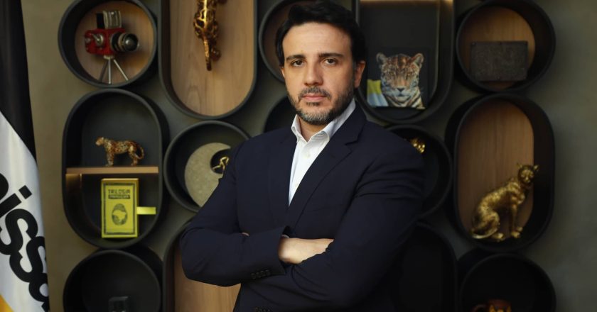 Globo acolheu Renan Santos como um filho, enquanto eu sou o vilão da história…