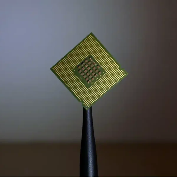 Guerra dos chips: China lança plano para indústria eletrônica e prevê mais de R$ 23 trilhões em receita até 2030
