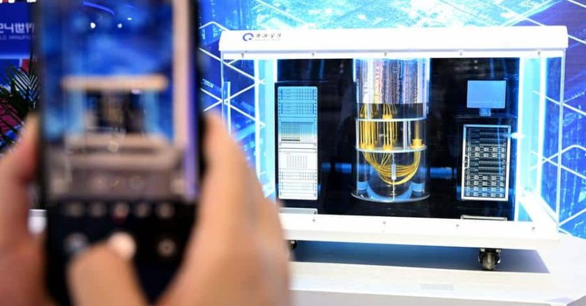 China atinge 98% de eficácia em sua infraestrutura de computação quântica.