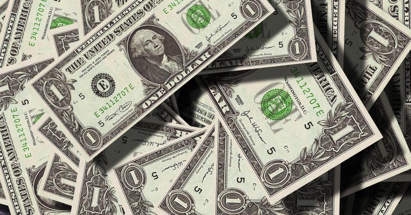 Cotação do dólar: confira o valor da moeda em reais nesta data
