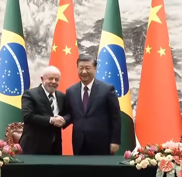 China estabelece novo marco comercial com o Brasil sob governo de Lula, impulsionado pelo setor de petróleo