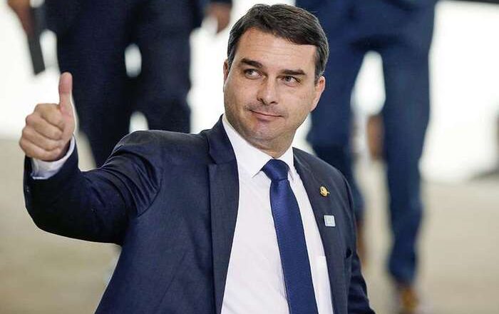 Flávio Bolsonaro e o esquema da pandemia: descubra a polêmica que agita a internet