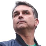 Flávio Bolsonaro solicita bloqueio de 48 novos perfis nas redes sociais