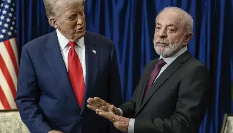 Eleições no Brasil: temores de interferência de Trump em prol de Flávio ganham destaque na mídia global