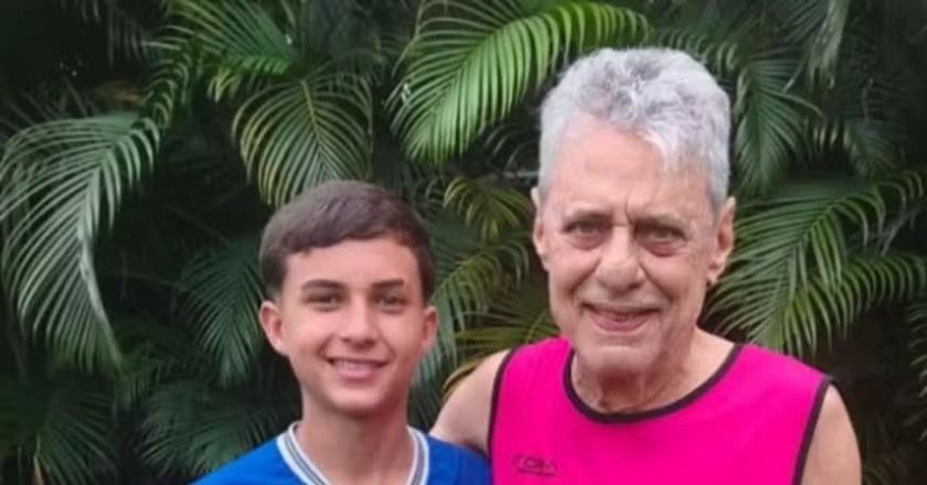 Mãe fica em choque ao descobrir identidade do amigo de futebol do filho: “Seu Chico