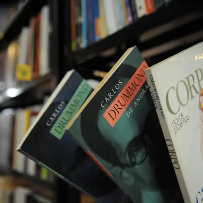 Sarau “Livros pela Democracia” realiza evento em prol da soberania nacional